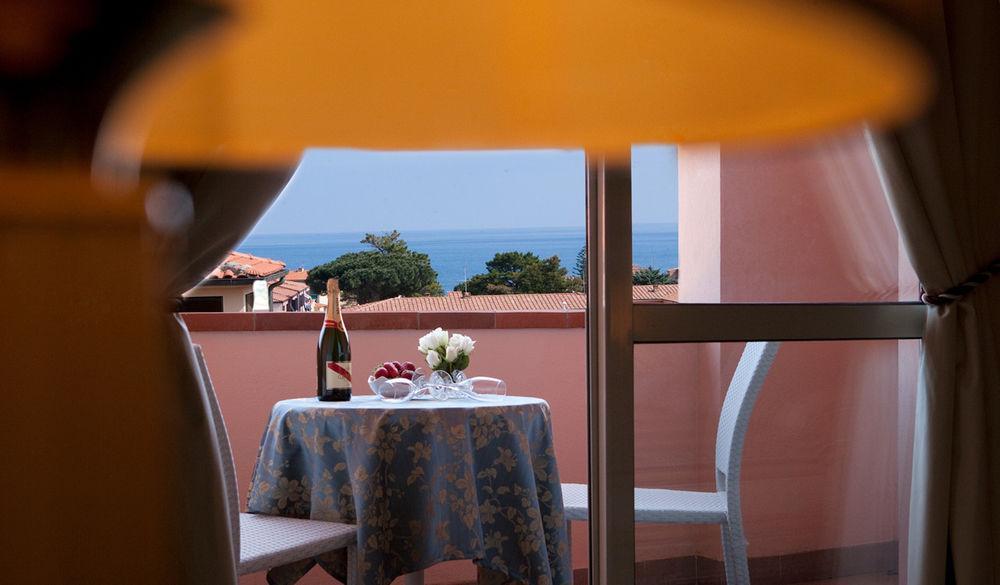 Swiss International Hotel Elba - Il Magnifico 마르시아나마리나 외부 사진